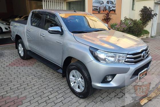 TOYOTA HILUX 2.8 SRV 4X4 CD 16V DIESEL 4P AUTOMÁTICO